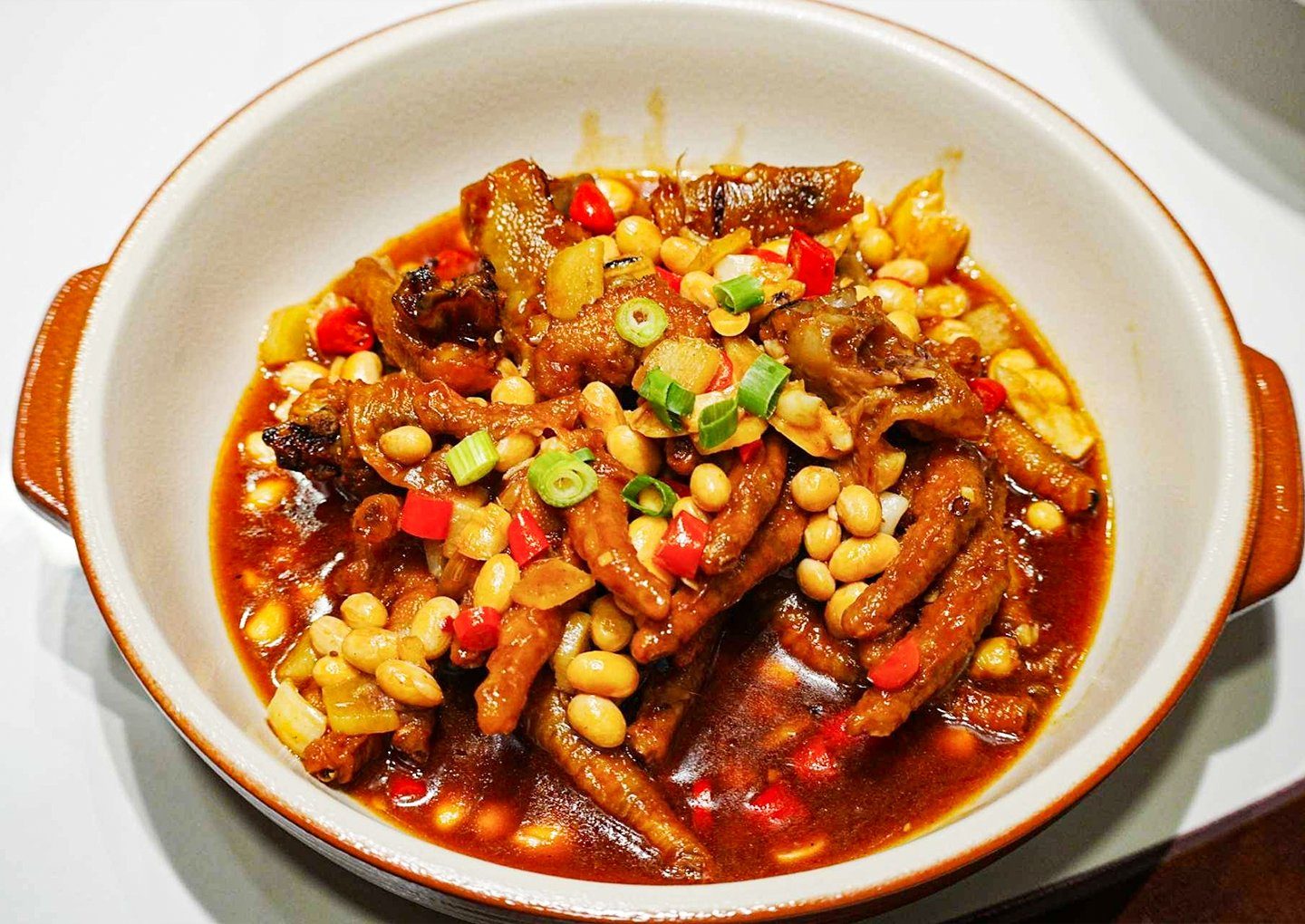 施锦记热菜类:黄豆鸡爪